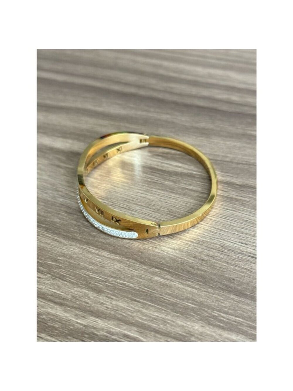 Gold Roman Numeral Bangle Bracelet Q1030 - Picture 3 of 4